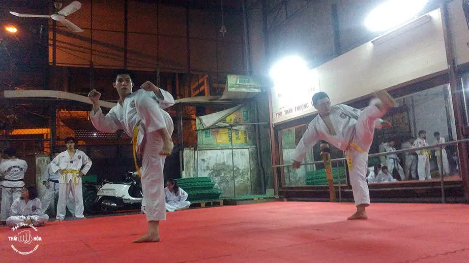 Bài quyền số 2 Taekwondo – Taegeuk Ee Jang